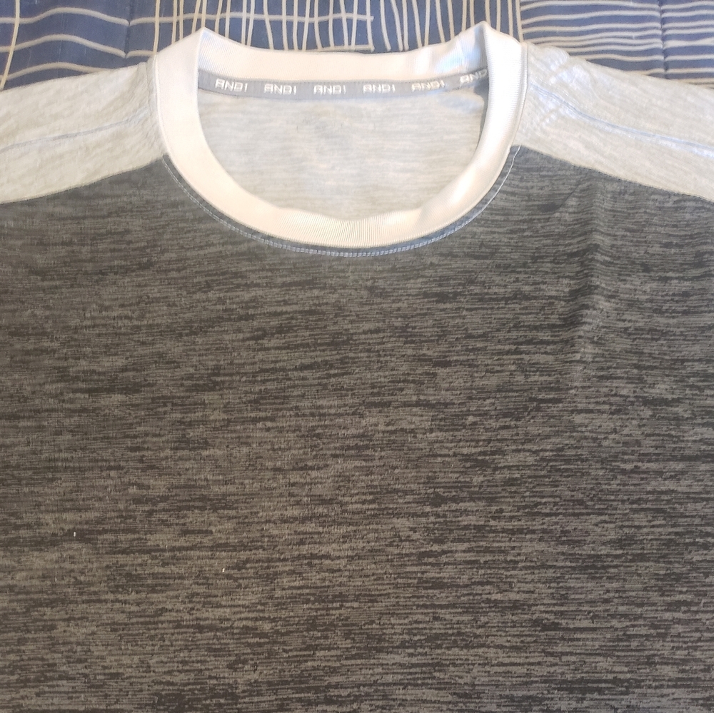 Shirt - Picture 4 of 7